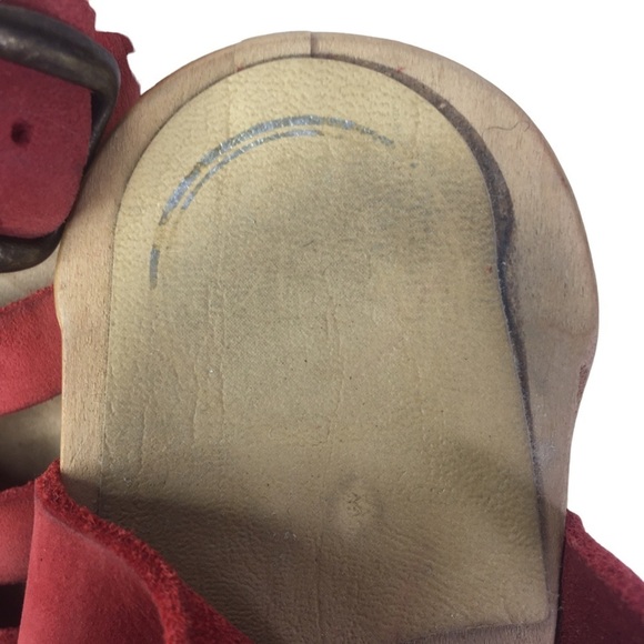 Swedish fringe wooden sandals red size 6 heeled leather - Picture 3 of 7